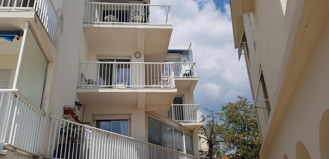 Les Pieds Dans L'O - Appartement 50M2 Front De Mer Saint-Cyr-sur-Mer Exterior foto